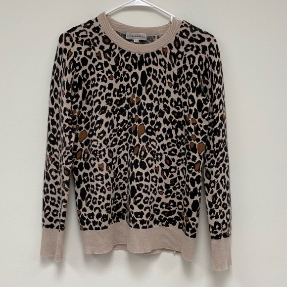 White + Warren 100% Cashmere Leopard Sweater - Picture 8 of 13